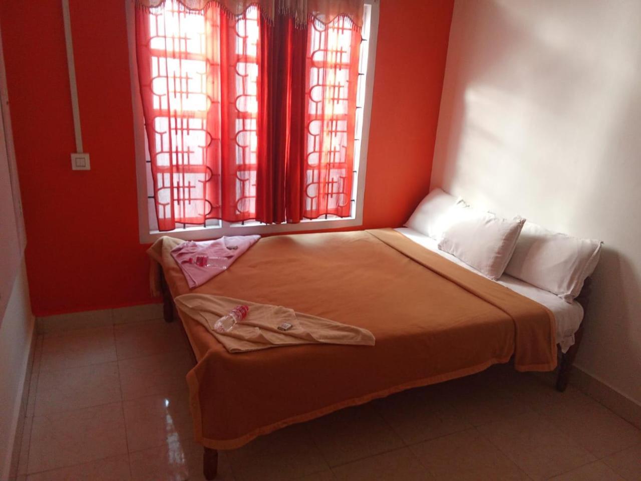 Hotel Orginal Residency Kollam Bilik gambar